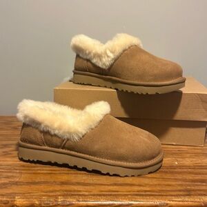 Womens ugg nita size 8